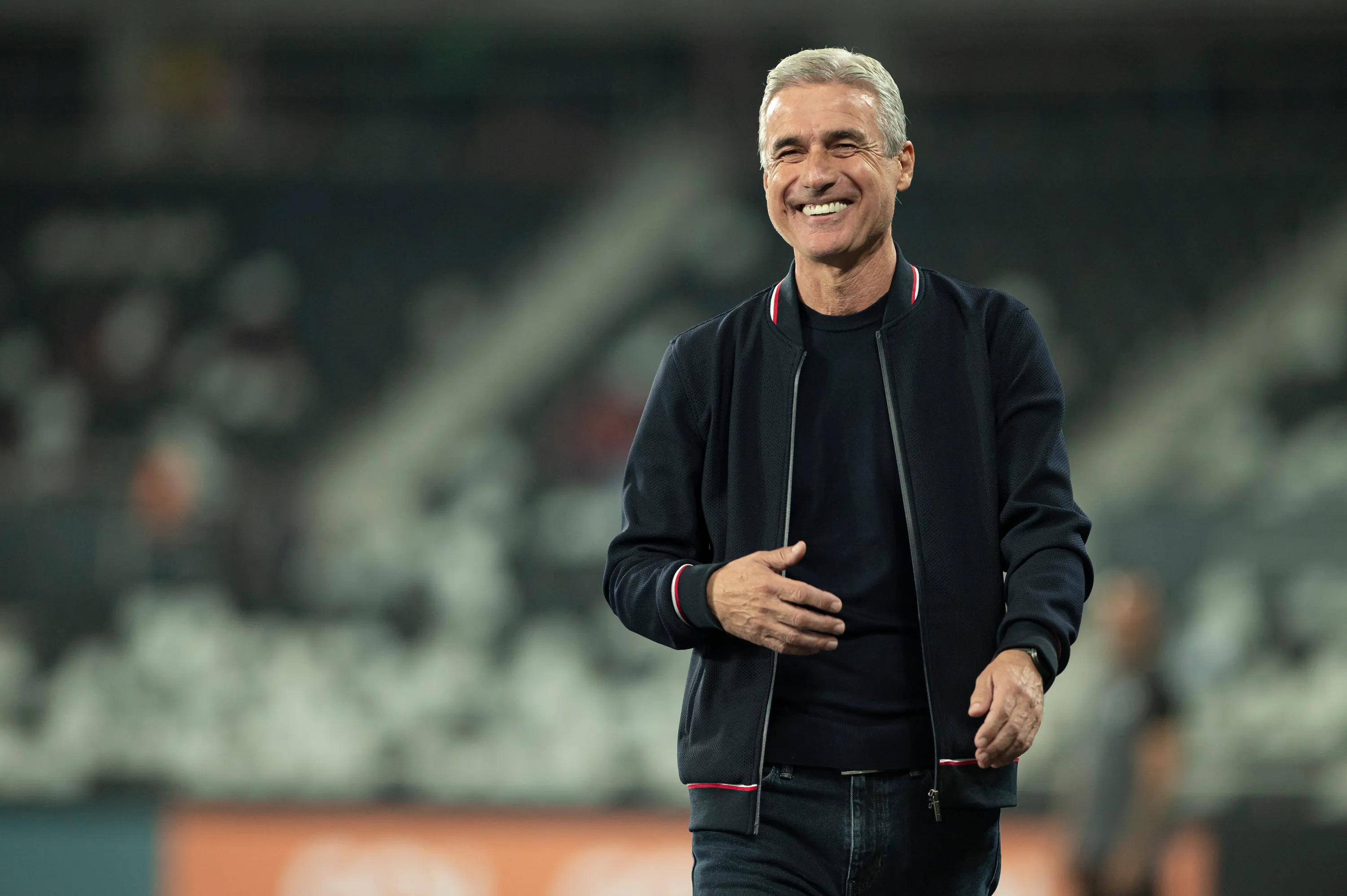 Luis Castro, tecnico do Botafogo, no Engenhao, na temporadas de 2022 e 2023. Durante Foto: Jorge Rodrigues/AGIF