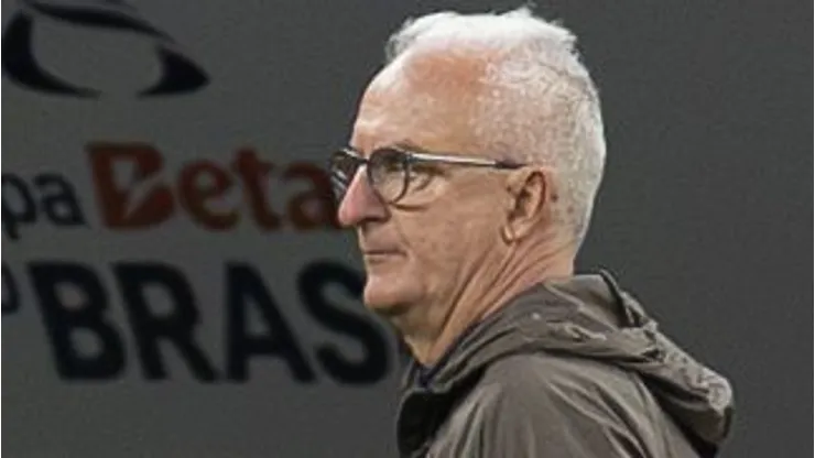 Dorival durante confronto contra o Cruzeiro na Copa do Brasil de 2025.