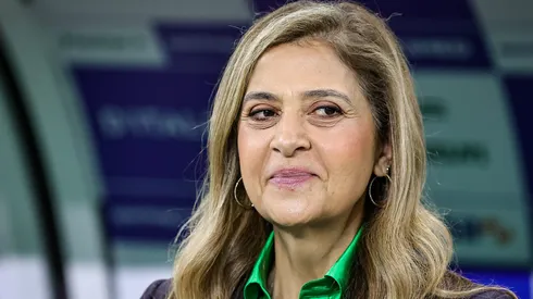 Leila Pereira durante confronto contra o Santos no Brasileirão de 2025.