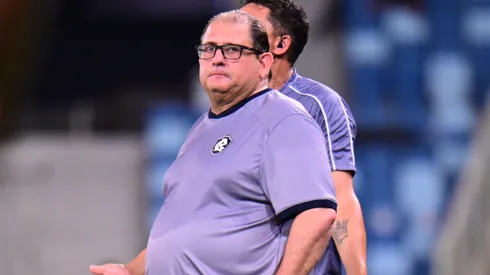 Guto Ferreira tecnico do Remo durante partida contra o Cuiaba no estadio Arena Pantanal pelo campeonato Brasileiro B 2025. Foto: Francisco Alves/AGIF