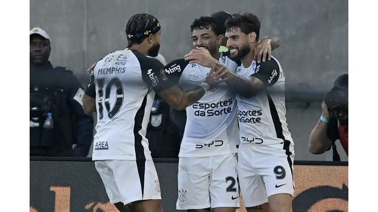 Yuri Alberto jogador do Corinthians comemora seu gol durante partida contra o Vasco no estadio Maracana pelo campeonato Copa Do Brasil 2025. Foto: Alexandre Loureiro/AGIF