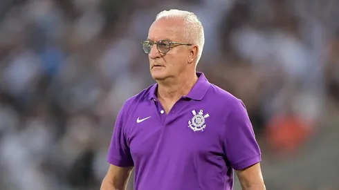 Dorival Jr tecnico do Corinthians durante partida contra o Vasco no estadio Maracana pelo campeonato Copa Do Brasil 2025. Foto: Thiago Ribeiro/AGIF