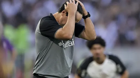 Fernando Diniz tecnico do Vasco durante partida contra o Corinthians no estadio Maracana pelo campeonato Copa Do Brasil 2025. Foto: Alexandre Loureiro/AGIF