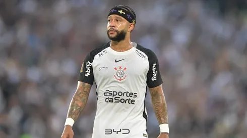 Memphis Depay jogador do Corinthians durante partida contra o Vasco no estadio Maracana pelo campeonato Copa Do Brasil 2025. Foto: Thiago Ribeiro/AGIF