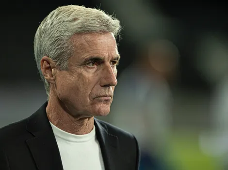 Grêmio define saídas e planeja elenco para 2026