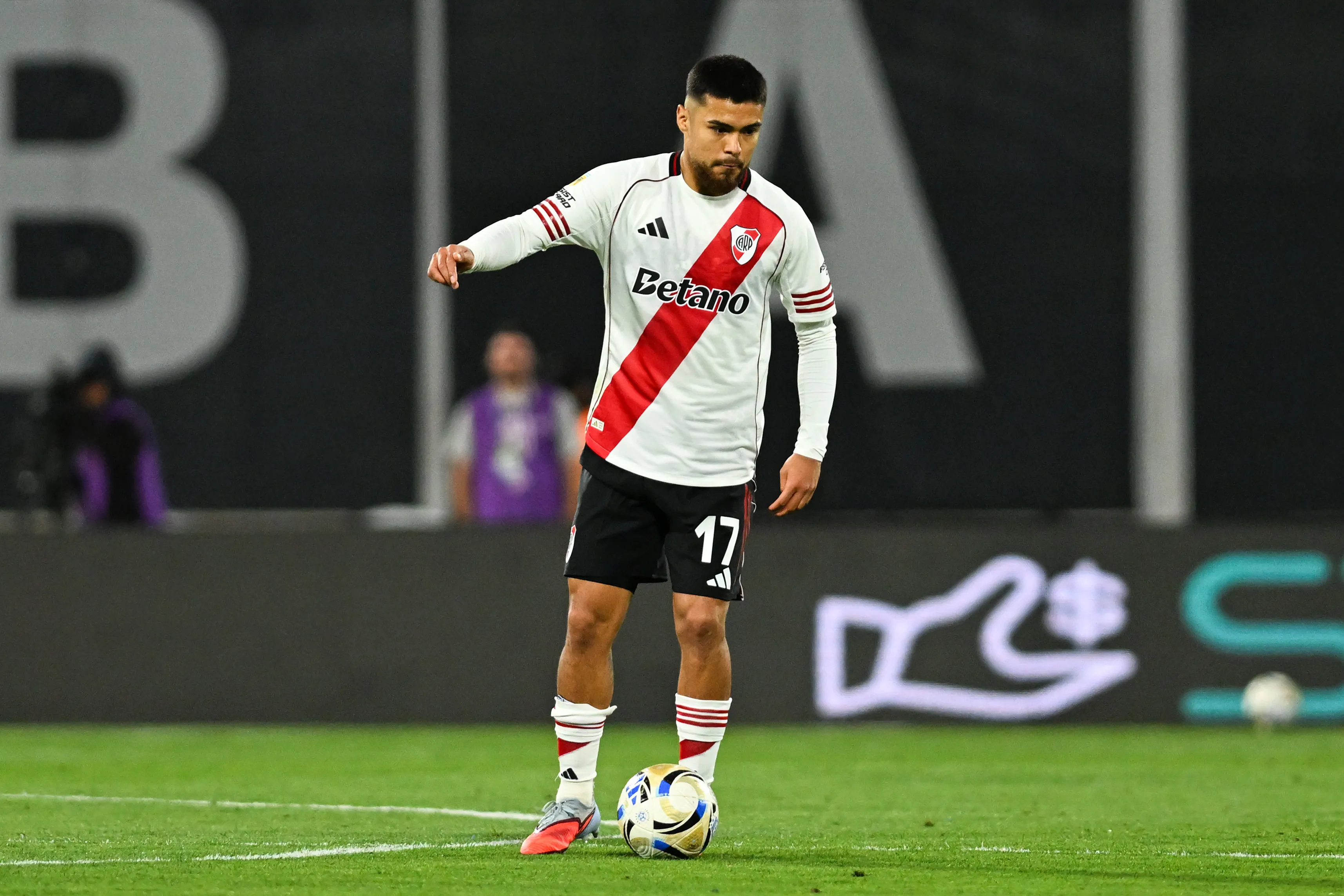 Paulo Díaz atuando no River Plate em 2025 –  (Photo by Hernan Cortez/Getty Images)