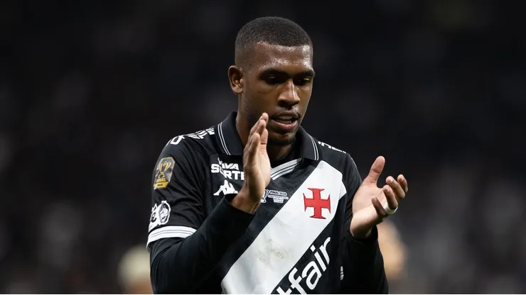 Rayan jogador do Vasco lamenta durante partida contra o Corinthians no estadio Arena Corinthians pelo campeonato Copa Do Brasil 2025. Foto: Joisel Amaral/AGIF