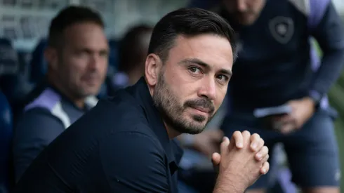 RJ - RIO DE JANEIRO - 28/09/2025 - BRASILEIRO A 2025, FLUMINENSE X BOTAFOGO - Davide Ancelotti tecnico do Botafogo durante partida contra o Fluminense no estadio Maracana pelo campeonato Brasileiro A 2025. Foto: Jorge Rodrigues/AGIF