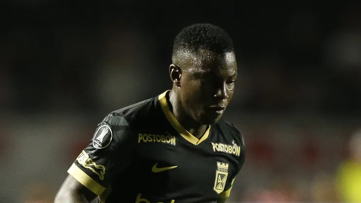 Hinestroza era alvo do Santos nesta janela.