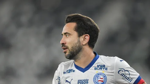 Everton Ribeiro jogador do Bahia durante partida contra o Botafogo no estadio Engenhao pelo campeonato Brasileiro A 2025. Foto: Thiago Ribeiro/AGIF