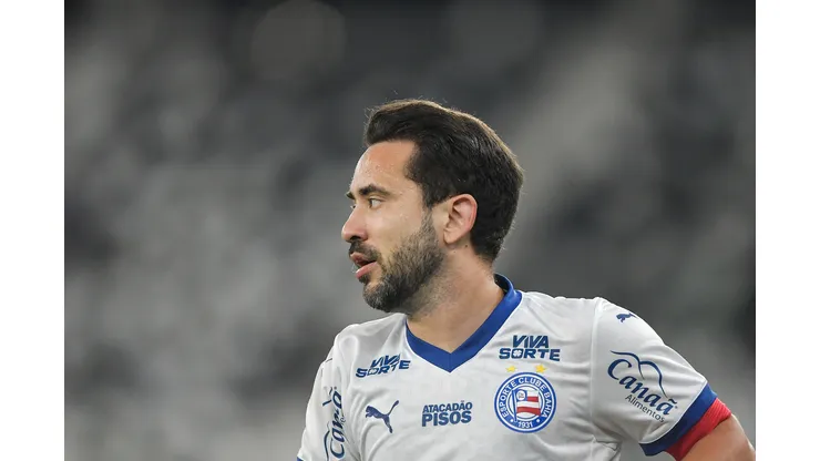 Everton Ribeiro jogador do Bahia durante partida contra o Botafogo no estadio Engenhao pelo campeonato Brasileiro A 2025. Foto: Thiago Ribeiro/AGIF
