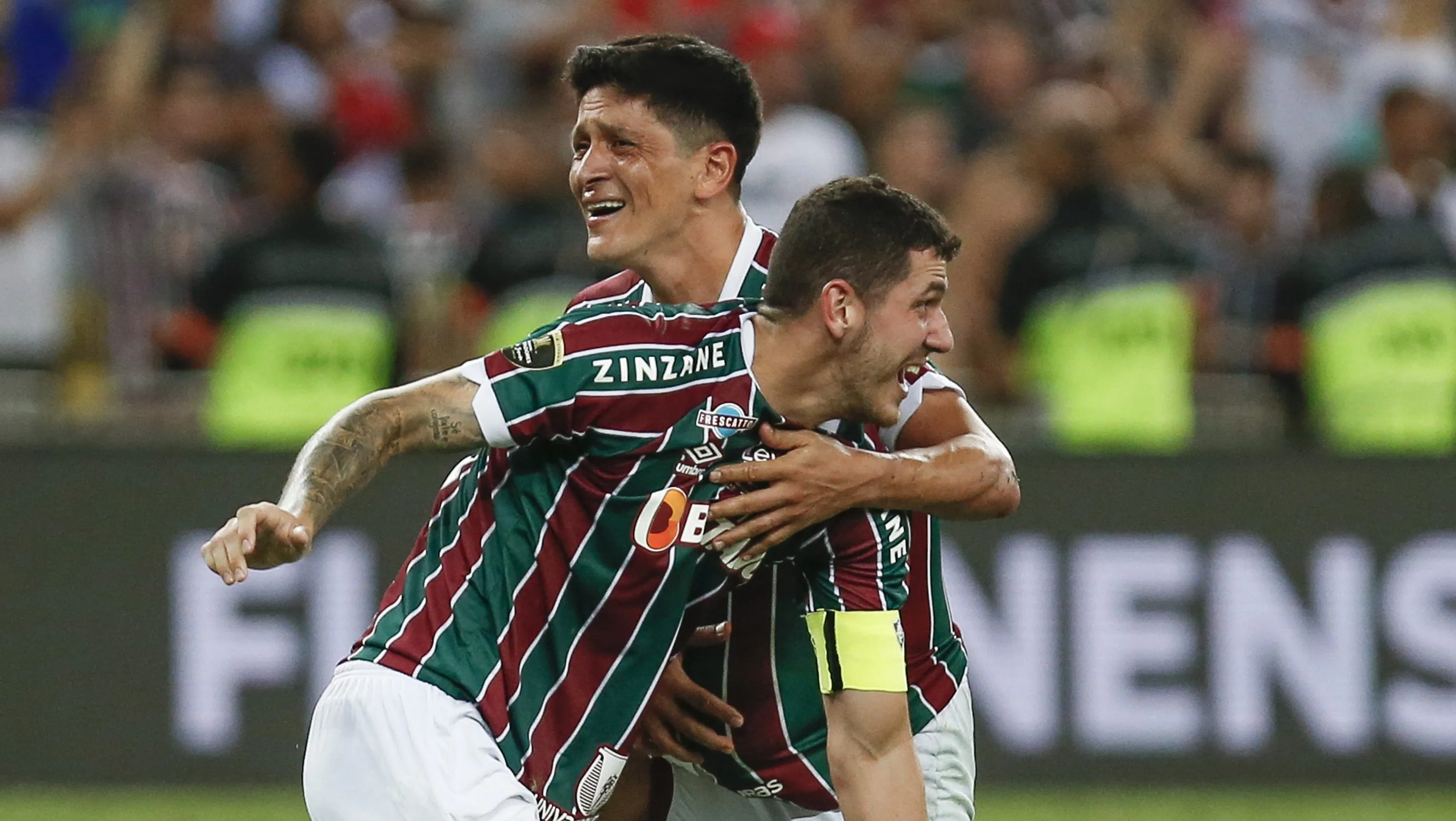 Nino e Cano em campo pelo Fluminense. (Photo by Ricardo Moreira/Getty Images)