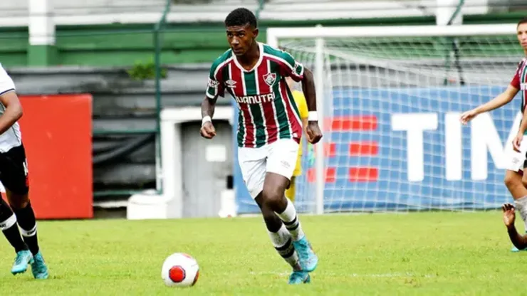 Wallace Davi na base do Fluminense. Foto: Mailson Santana / Fluminense FC