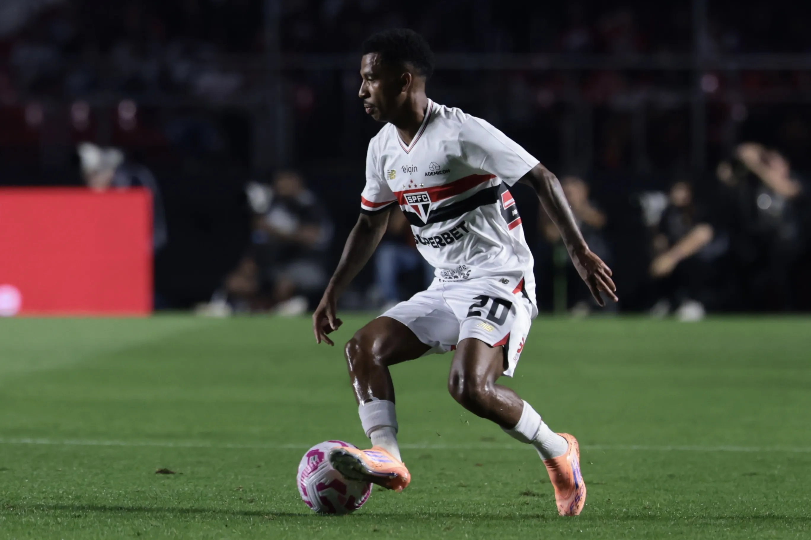 Marcos Antonio jogador do Sao Paulo durante partida contra o Bahia no estadio Morumbi pelo campeonato Brasileiro A 2025. Foto: Marcello Zambrana/AGIF