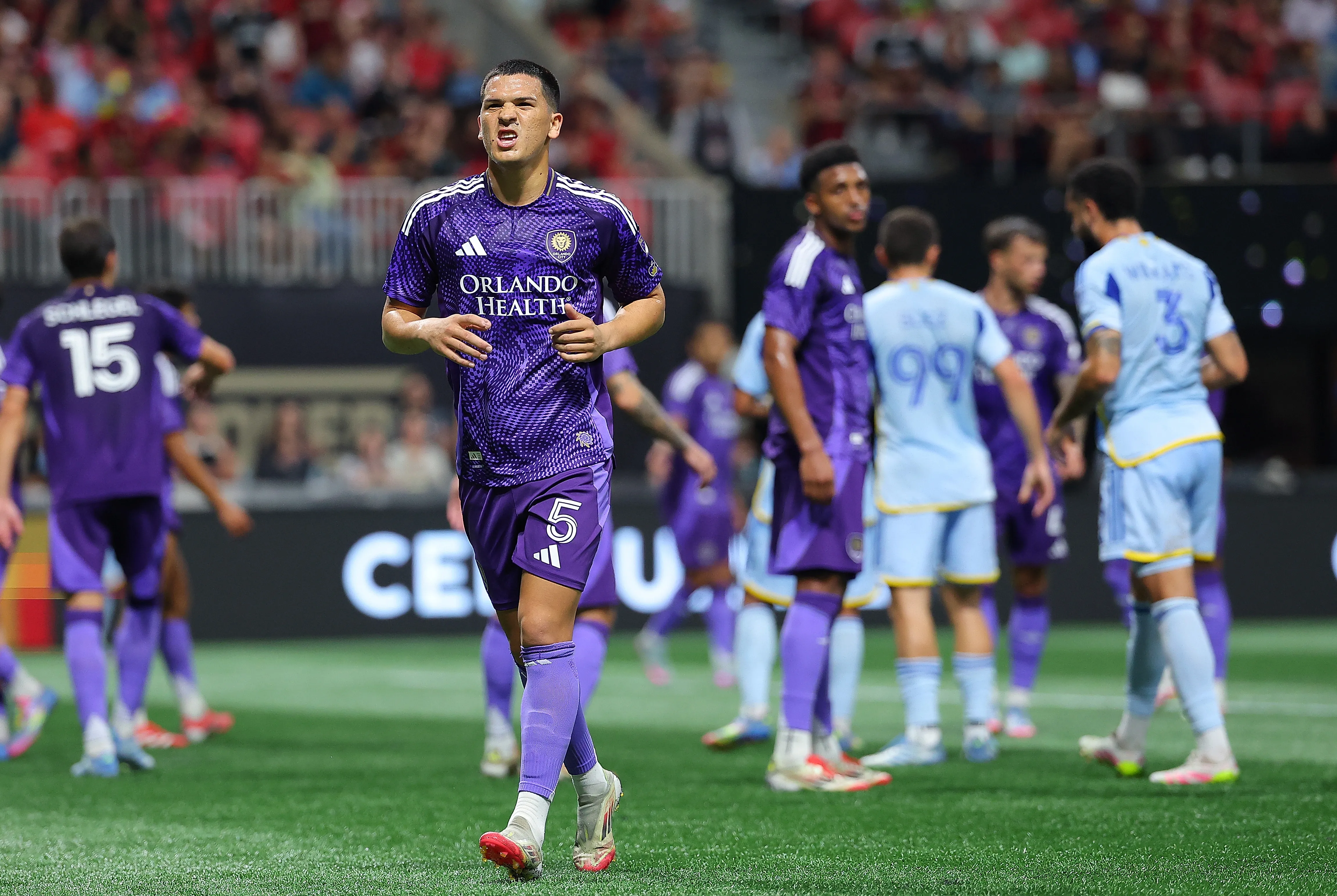 Cesar Araújo com a camisa do Orlando City – (Photo by Kevin C. Cox/Getty Images)