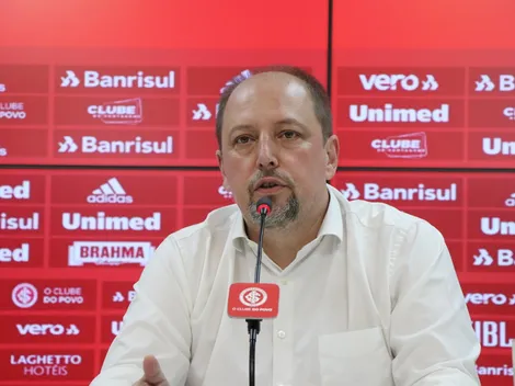 Internacional de Barcellos quer "tesourar" Boca Juniors pela contratação de César Araújo