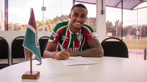Zagueiro Kayky Almeida deixa o Fluminense. Foto: Leonardo Brasil/FFC