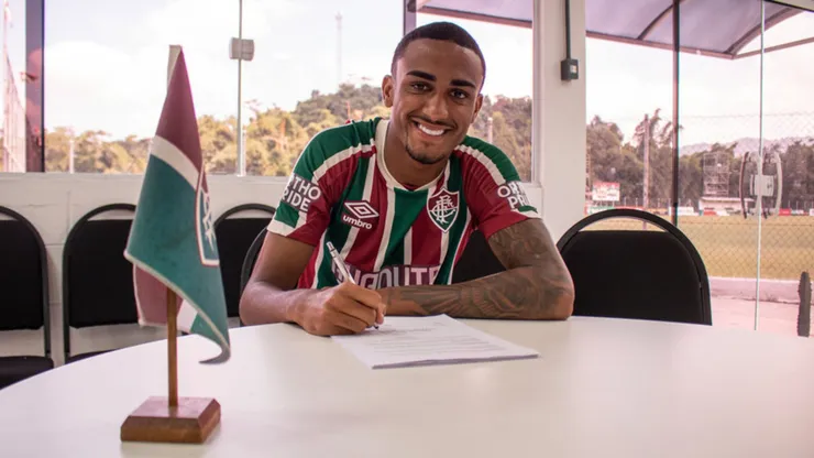 Zagueiro Kayky Almeida deixa o Fluminense. Foto: Leonardo Brasil/FFC