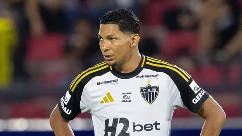 Rony pode jogar no Santos em 2026.