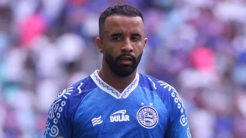 Caio Alexandre durante confronto contra o Athletico-PR no Brasileirão de 2024. Foto: Walmir Cirne/AGIF