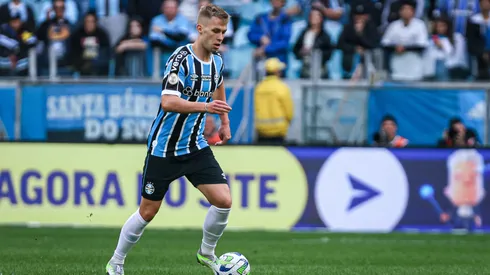 Ronald deve sair do Grêmio. Foto: Maxi Franzoi/AGIF