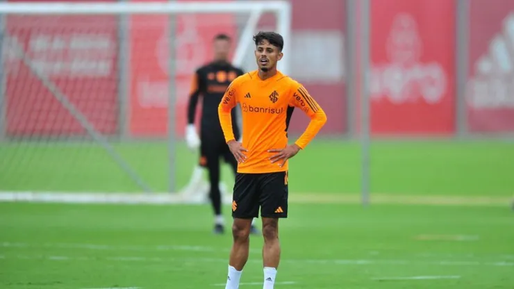 Gabriel Barros vai deixar o Internacional. Reprodução/Instagram