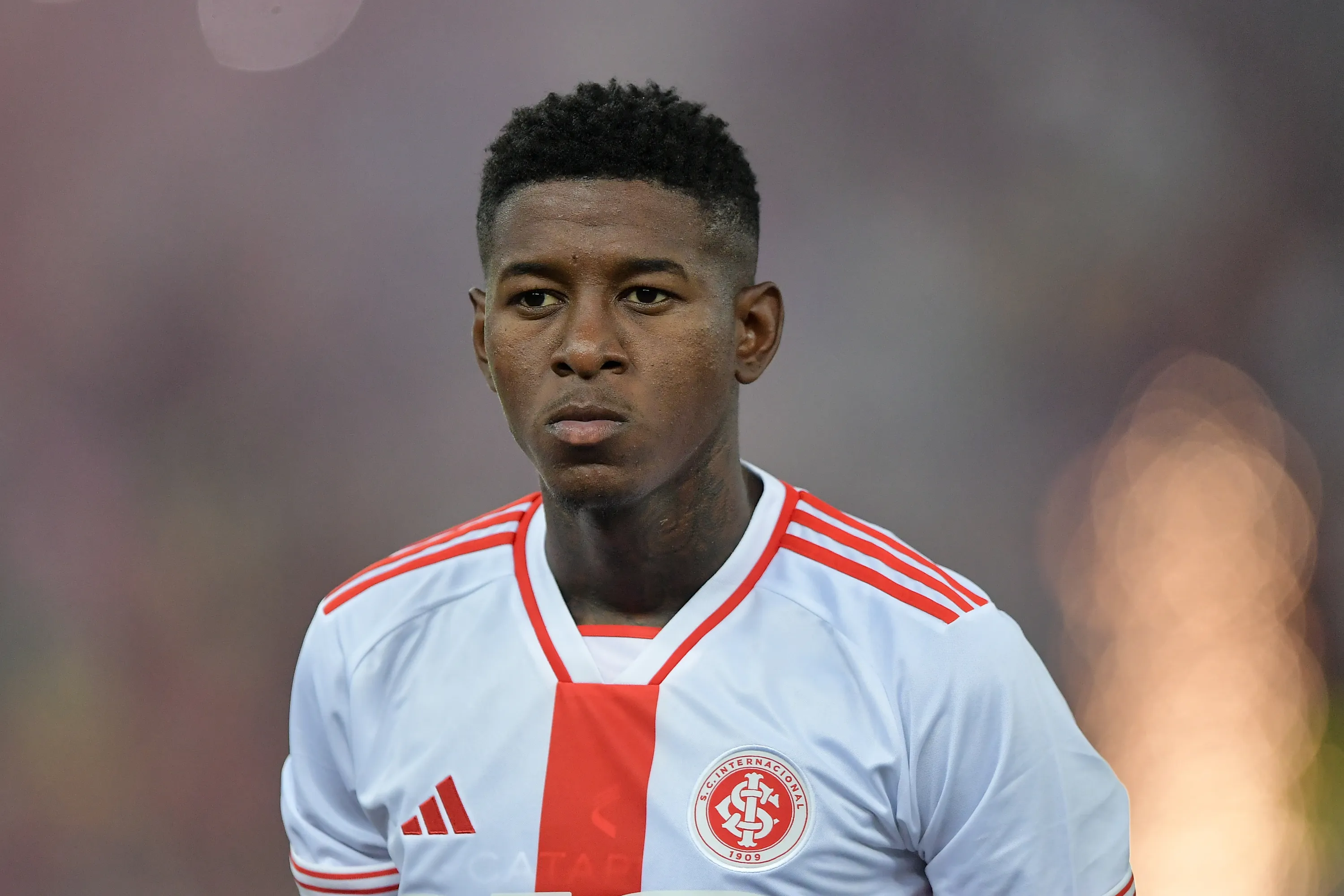SP – RIO DE JANEIRO – 29/03/2025 – BRASILEIRO A 2025, FLAMENGO X INTERNACIONAL – Vitao jogador do Internacional durante partida contra o Flamengo no estadio Maracana pelo campeonato Brasileiro A 2025. Foto: Thiago Ribeiro/AGIF