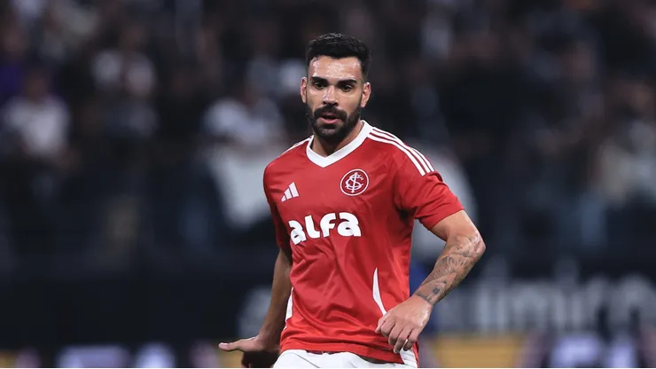 Bruno Henrique jogador do Internacional durante partida contra o Corinthians no estadio Arena Corinthians pelo campeonato Brasileiro A 2025. Foto: Ettore Chiereguini/AGIF