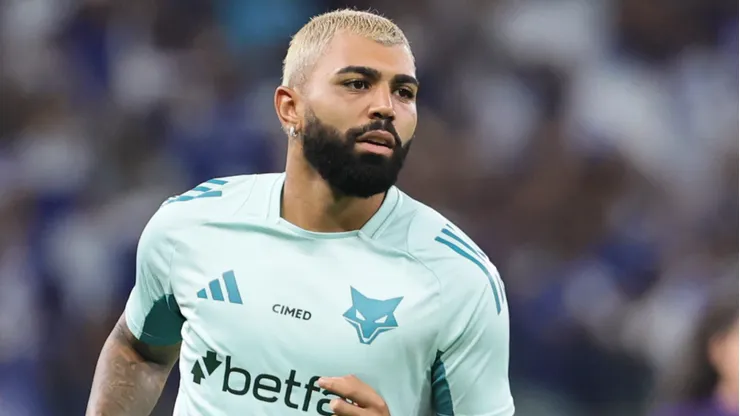 Gabriel Barbosa Gabigol jogador do Cruzeiro durante aquecimento antes da partida contra o Corinthians no estadio Mineirao pelo campeonato Copa Do Brasil 2025. Foto: Gilson Lobo/AGIF