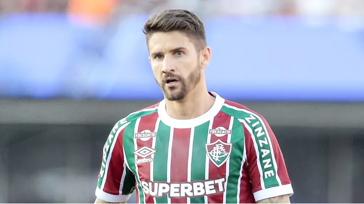 Fluminense deseja negociar Everaldo