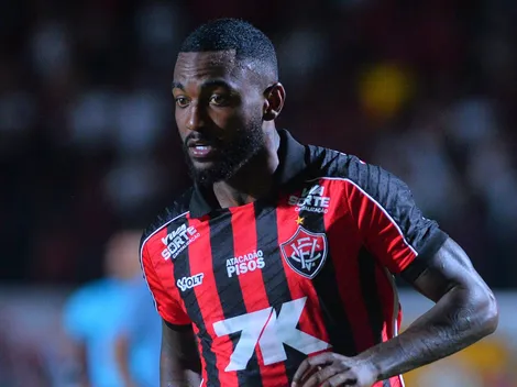 Diretor do Vitória comenta interesse em renovar com Ramon e Thiago Couto