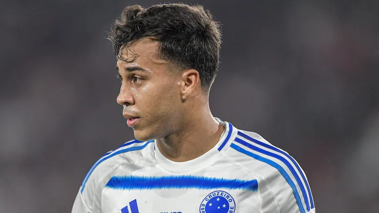 Kaio Jorge jogador do Cruzeiro durante partida contra o Fluminense no estadio Maracana pelo campeonato Brasileiro A 2025.