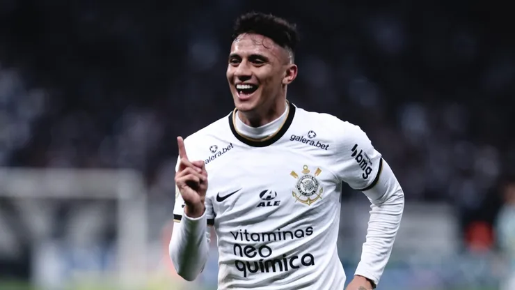 SP - Sao Paulo - 11/06/2022 - BRASILEIRO A 2022, CORINTHIANS X JUVENTUDE - Gustavo Mantuan jogador do Corinthians comemora seu gol durante partida contra o Juventude no estadio Arena Corinthians pelo campeonato Brasileiro A 2022. Foto: Ettore Chiereguini/AGIF