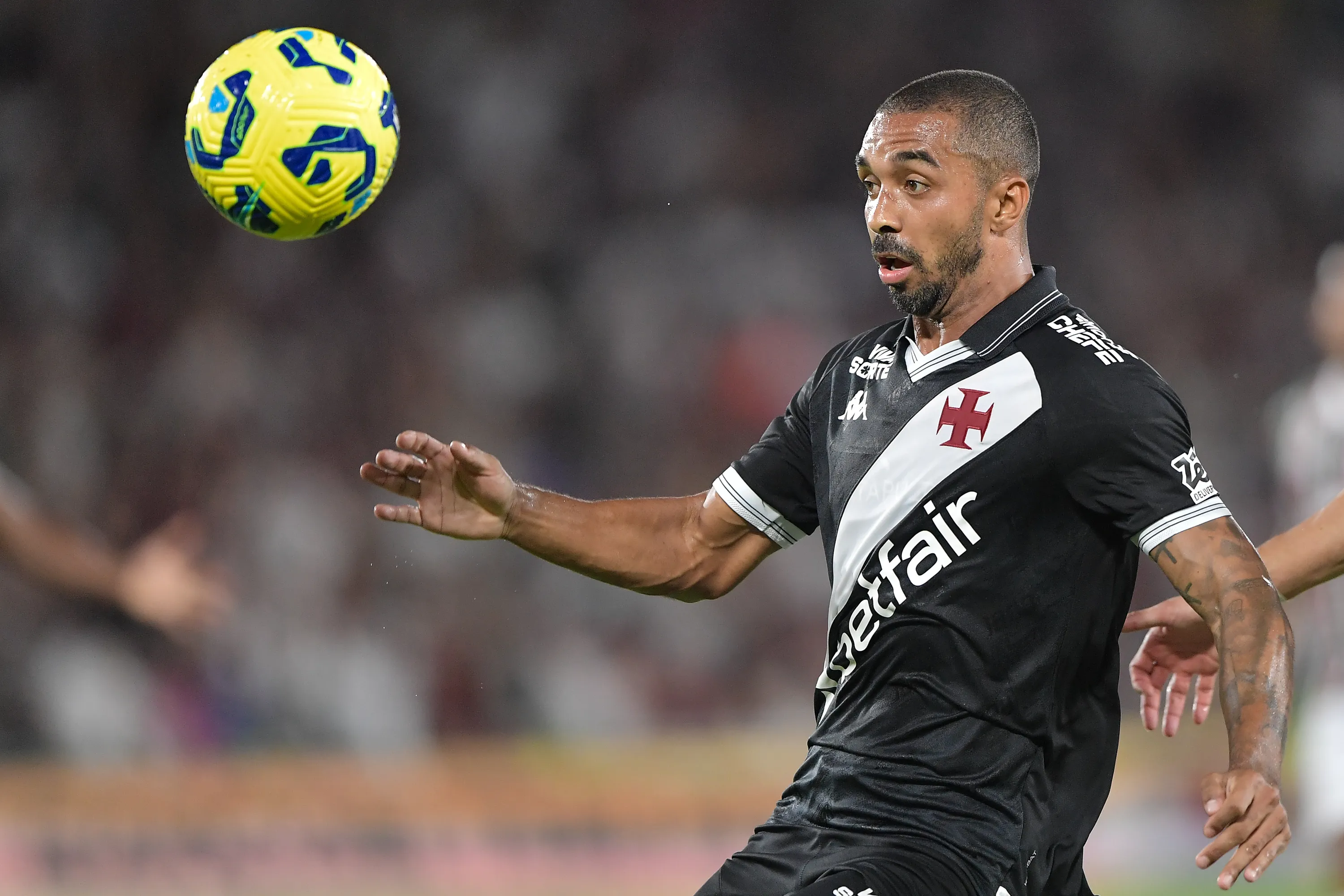 Paulo Henrique jogador do Vasco durante partida contra o Fluminense no estadio Maracana pelo campeonato Copa Do Brasil 2025. Foto: Thiago Ribeiro/AGIF