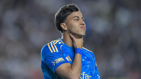 RJ - RIO DE JANEIRO - 27/09/2025 - BRASILEIRO A 2025, VASCO X CRUZEIRO - Kaio Jorge jogador do Cruzeiro durante partida contra o Vasco no estadio Sao Januario pelo campeonato Brasileiro A 2025. Foto: Thiago Ribeiro/AGIF