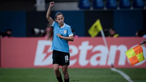 Belén Aquino é a camisa 10 do Uruguai, além de ser uma das artilheiras da seleção – Foto: Staff Images Woman/Conmebol