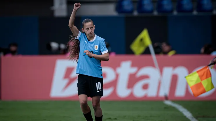 Belén Aquino é a camisa 10 do Uruguai, além de ser uma das artilheiras da seleção - Foto: Staff Images Woman/Conmebol