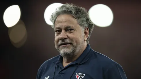 Julio Casares presidente do Sao Paulo antes da partida contra o Flamengo no estadio Maracana pelo campeonato Brasileiro A 2024. Foto: Jorge Rodrigues/AGIF