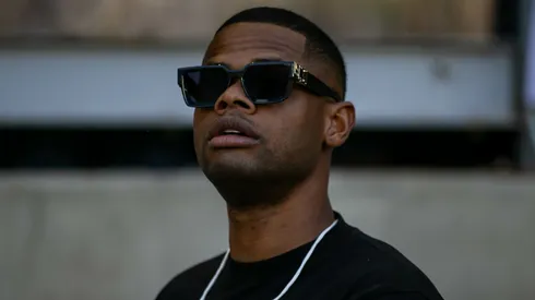 Júnior Santos durante confronto entre Atlético-MG e Botafogo no Brasileirão de 2025.