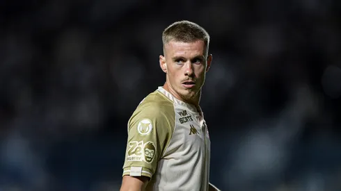 Dominguez jogador do Vasco durante partida contra o Bahia no estadio Sao Januario pelo campeonato Brasileiro A 2024. Foto: Thiago Ribeiro/AGIF