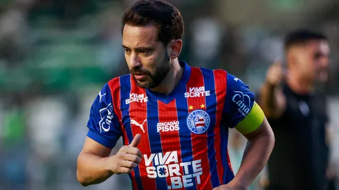 Everton Ribeiro jogador do Bahia durante partida contra o Juventude no estadio Alfredo Jaconi pelo campeonato Brasileiro A 2025. Foto: Luiz Erbes/AGIF
