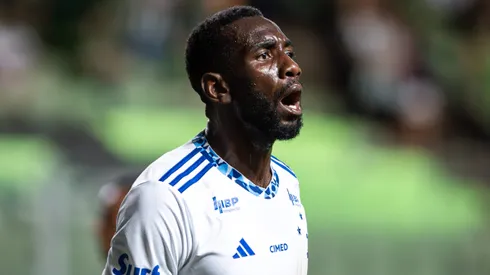 Bolasie durante confronto contra o América-MG no Campeonato Mineiro de 2025.