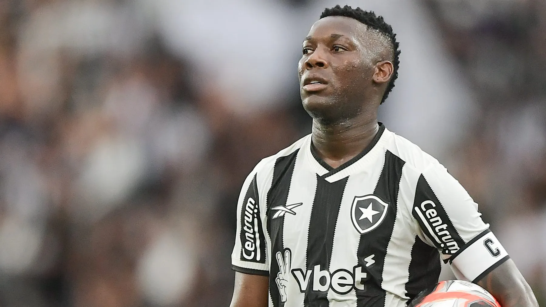 Patrick de Paula em campo pelo Fogão. Foto: Thiago Ribeiro/AGIF