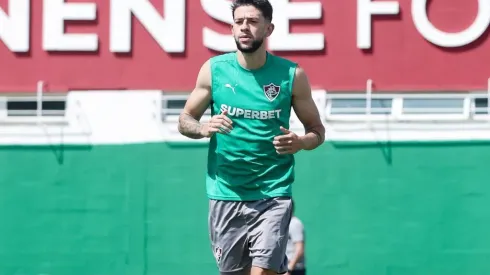 Jemmes, único reforço anunciado, inicia os trabalhos no Fluminense