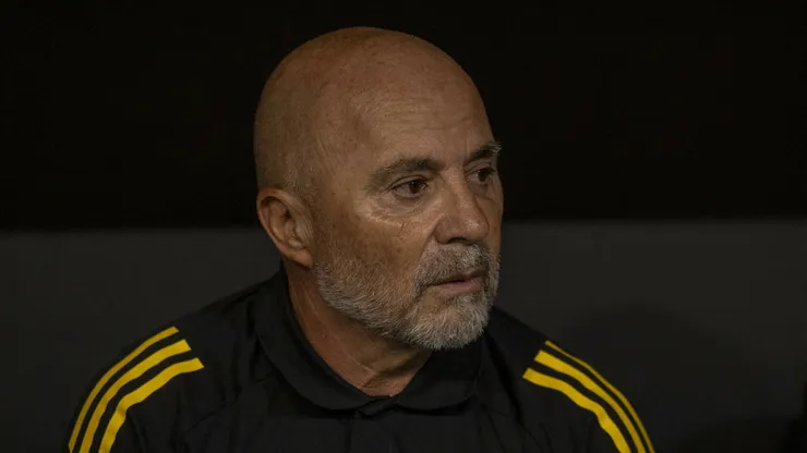 Sampaoli tecnico do Atletico-MG durante partida contra o Independiente del Valle no estadio Arena MRV pelo campeonato Copa Sul-americana 2025. Foto: Fernando Moreno/AGIF