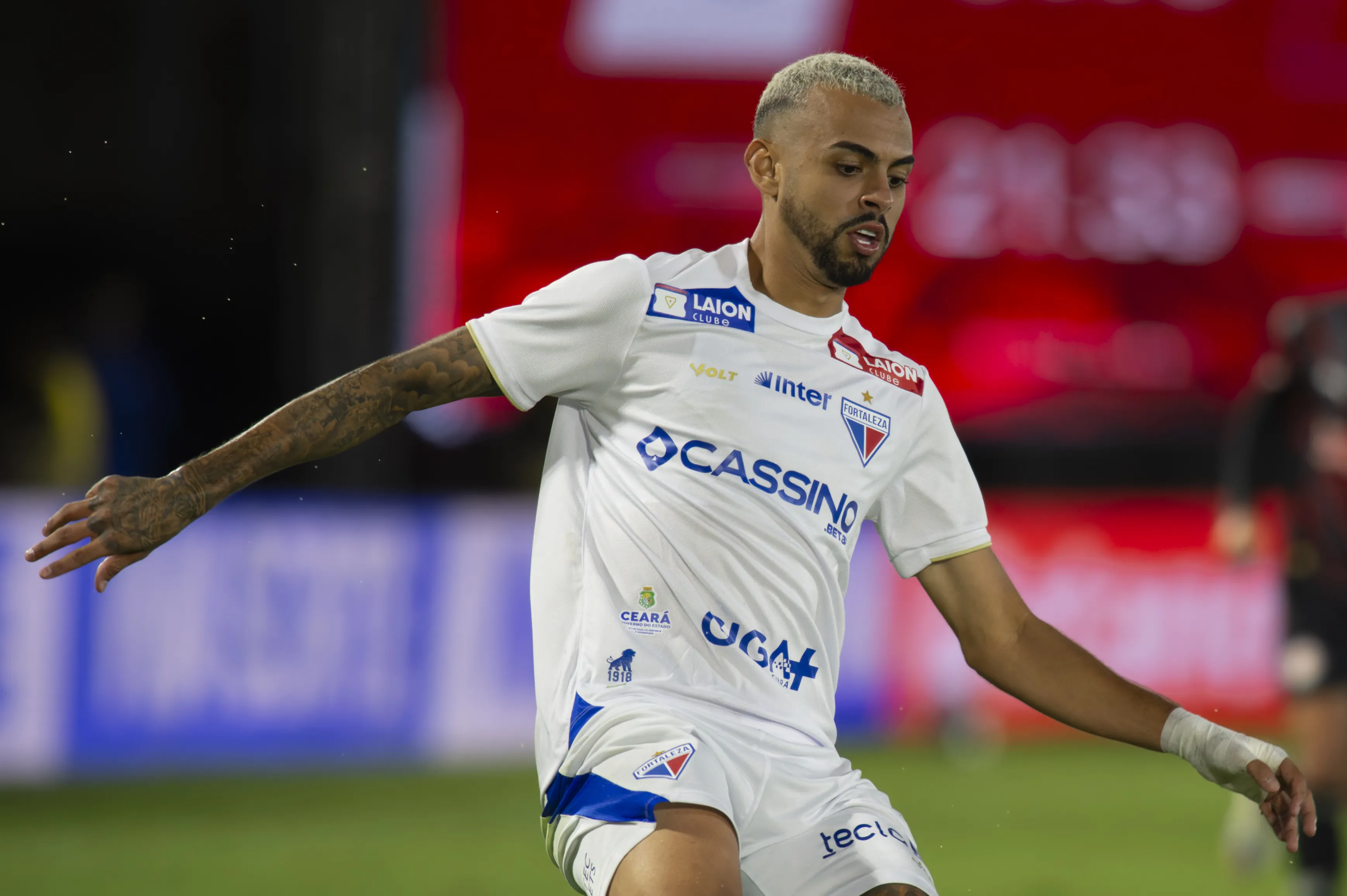 Pierre, volante do Fortaleza. Foto: Anderson Romao/AGIF