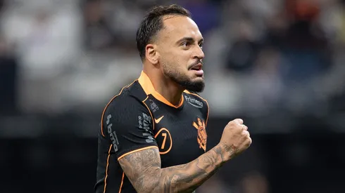 Atlético-MG entrou na corrida por Maycon. Foto: AGIF