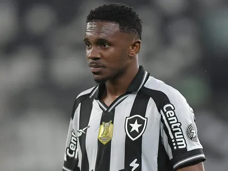 Botafogo encaminha empréstimo de Jeffinho para clube chinês