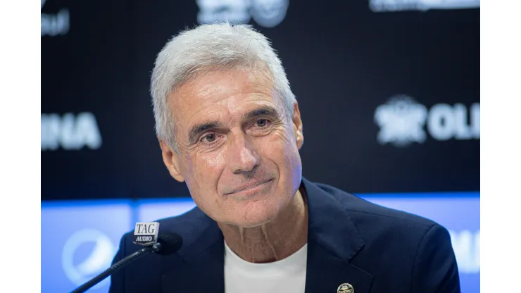Luis Castro, técnico do Grêmio