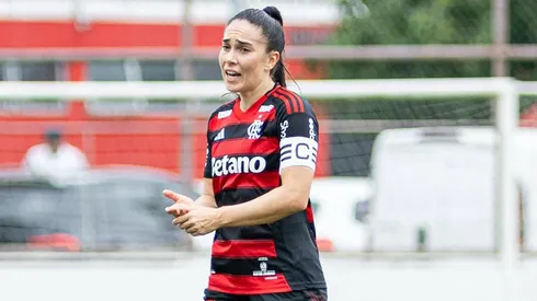 O Corinthians está bem próximo de anunciar a contratação da jogadora – Foto: Paula Reis/Flamengo